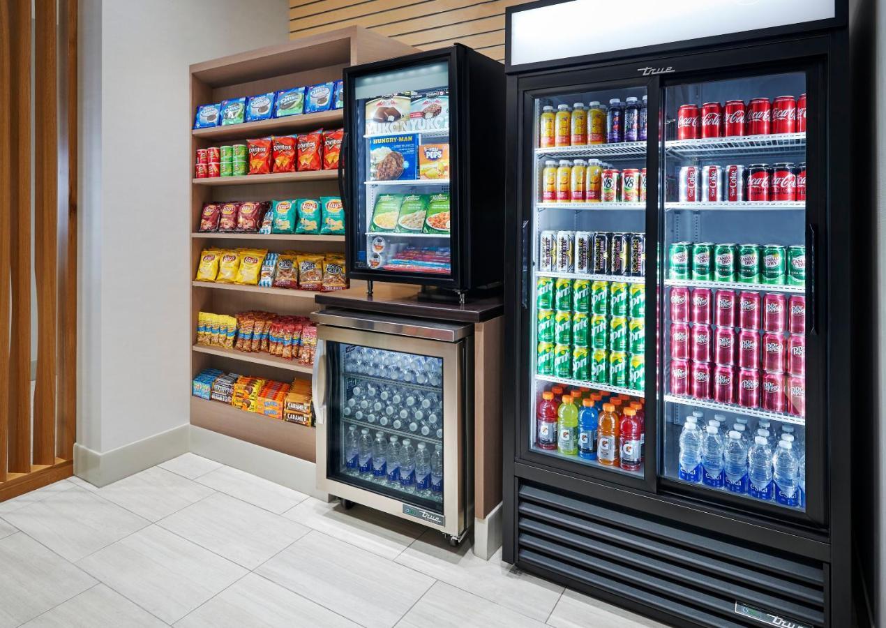 Holiday Inn Express & Suites Windsor East - Lakeshore By Ihg Tecumseh Bagian luar foto