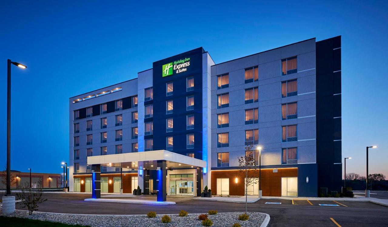 Holiday Inn Express & Suites Windsor East - Lakeshore By Ihg Tecumseh Bagian luar foto